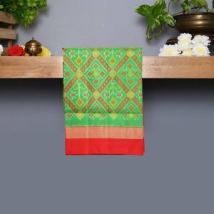 Light Green Coloured Kanchipuram Silk Saree With Red Pallu