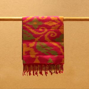 Light Yellow Coloured Kanchipuram Soft Silk Saree with Contrast Mejanta Pink Pallu